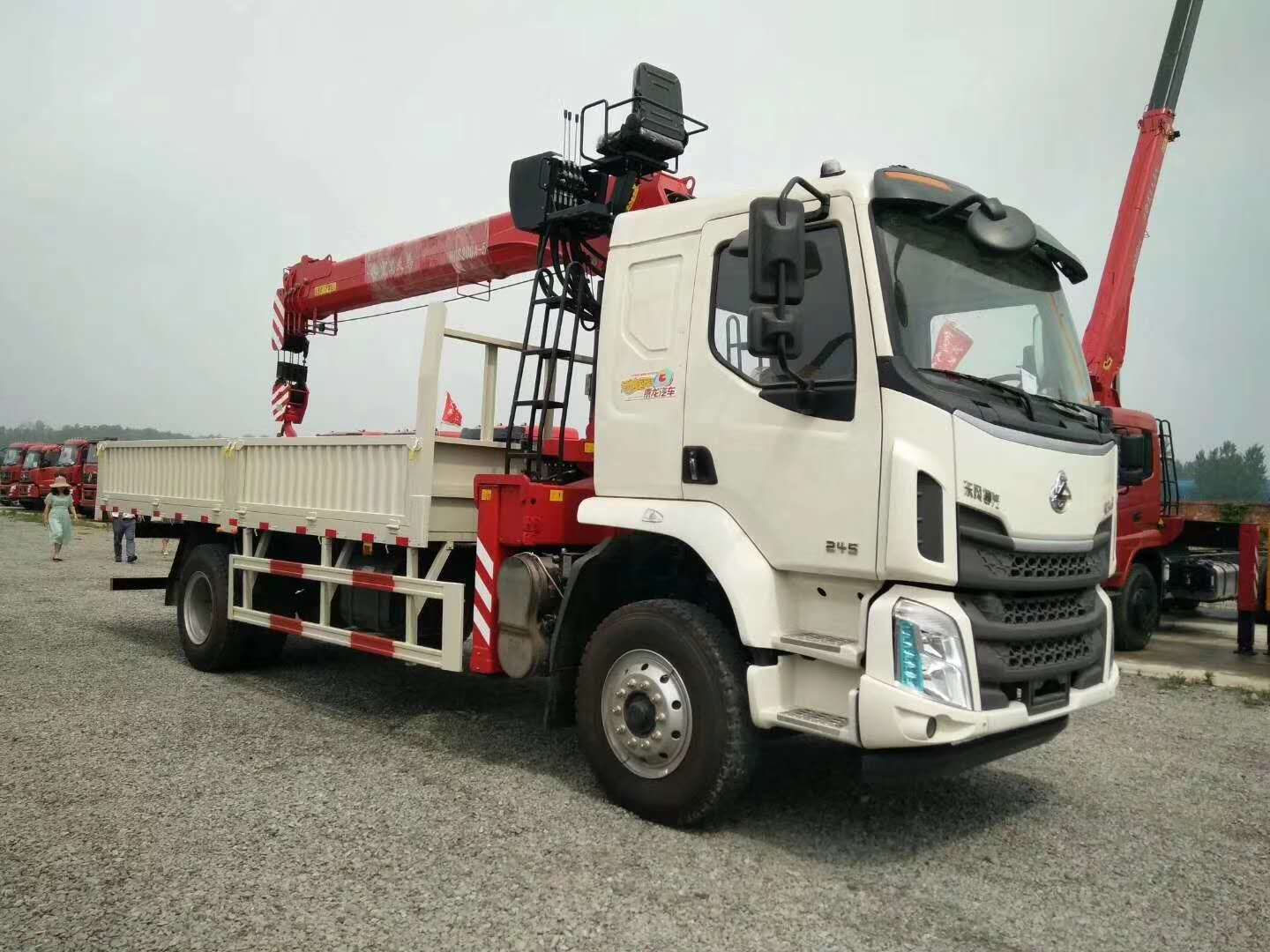 flat bed pickup truck with crane, flat truck with crane