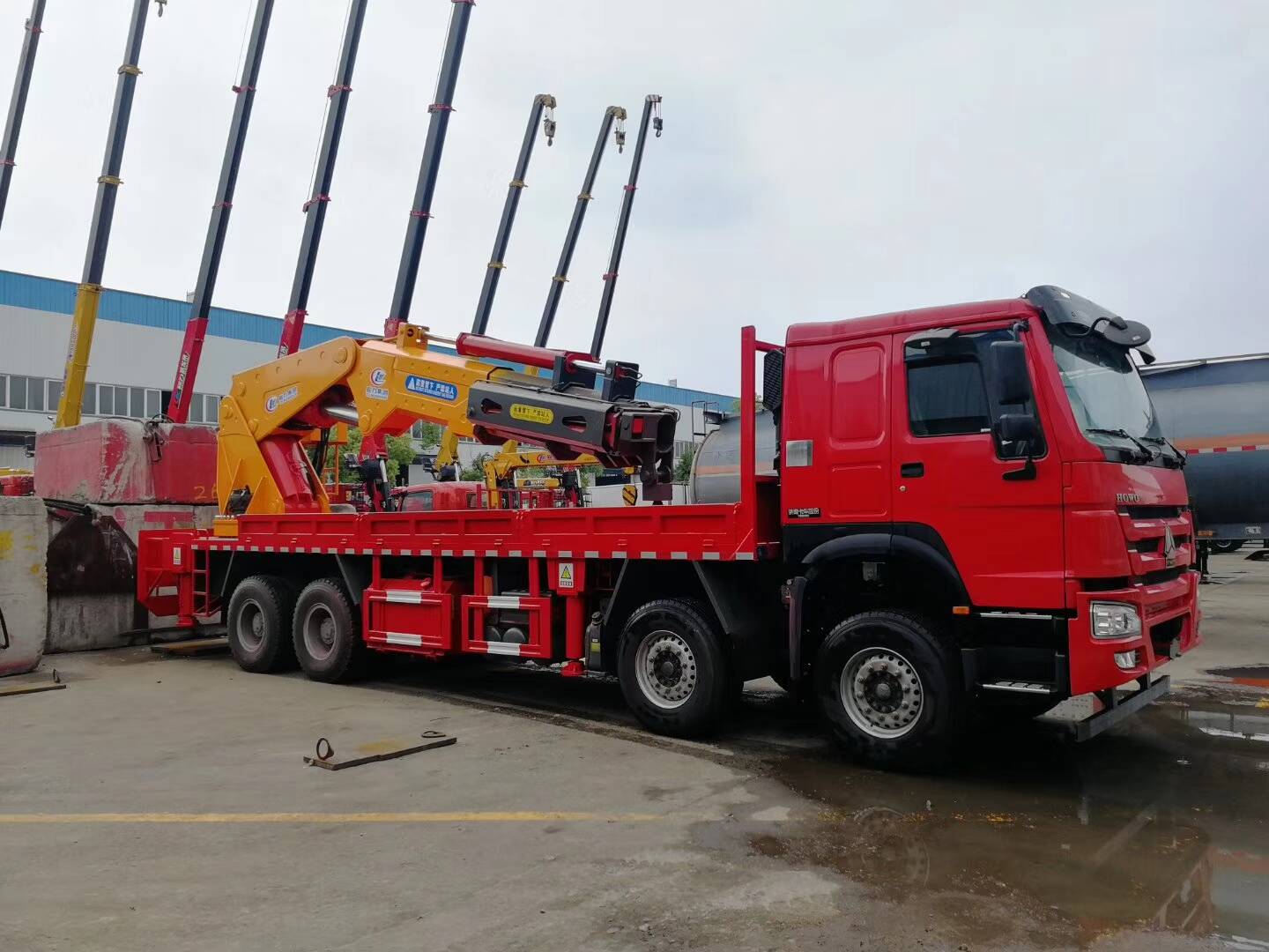 180 T Heavy duty crane truck